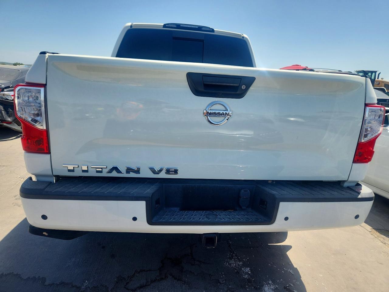 2020 Nissan Titan SV