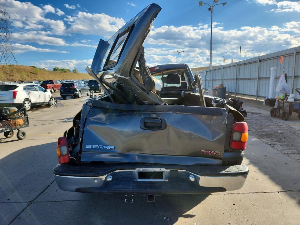 2001 GMC New Sierra C1500