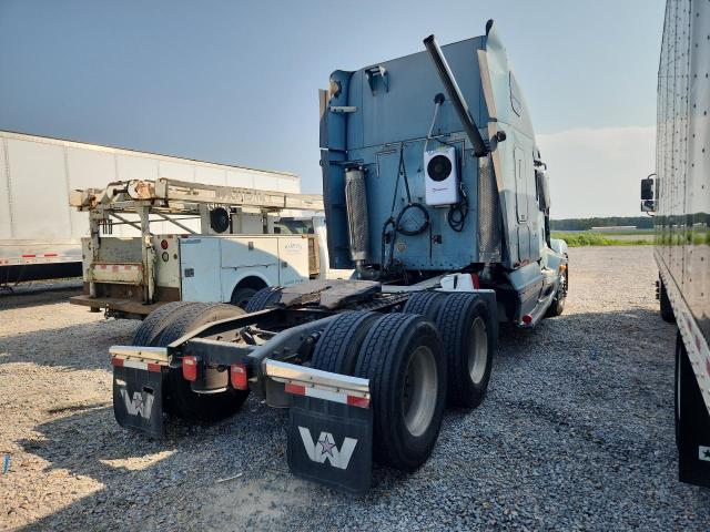 2006 Freightliner CST120 Semi Truck
