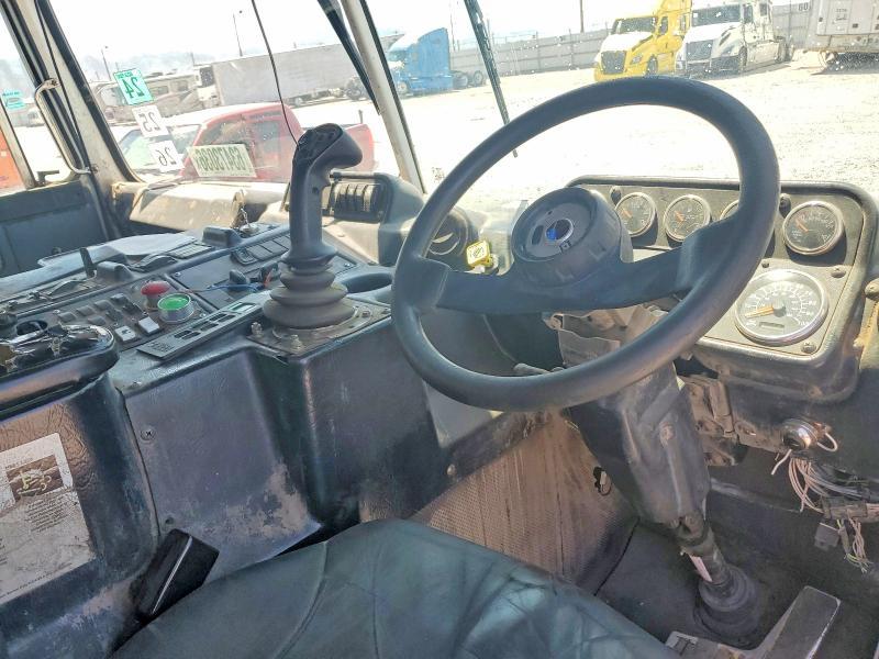 2011 Autocar Llc Xpeditor Refuse Truck