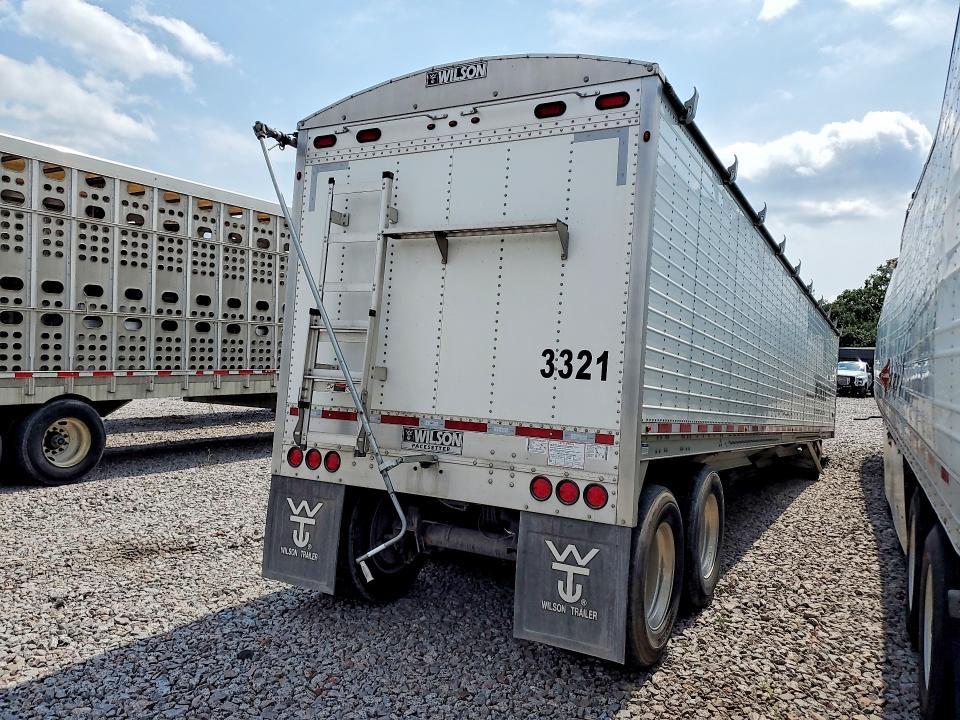 2023 Wilson Grain Hopper