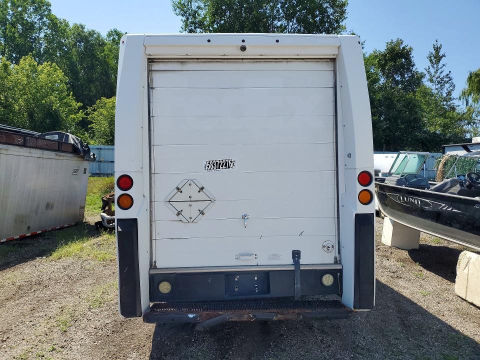 2013 Isuzu Npr Hd-delivery van