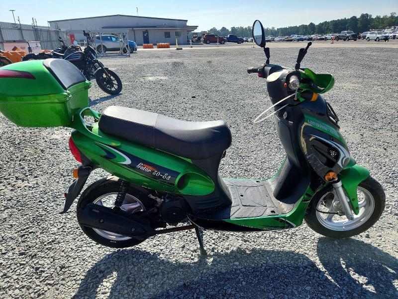 2021 Vespa Generic SC