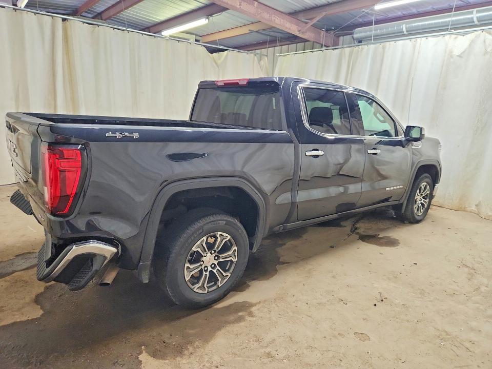 2026 GMC Sierra K1500 SLT