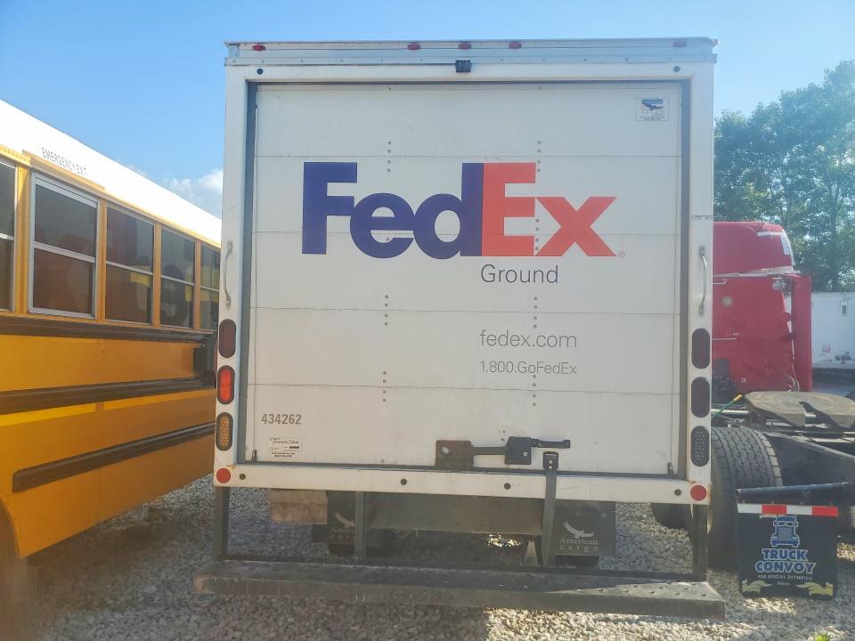 2014 Mercedes-Benz Sprinter Delivery Truck