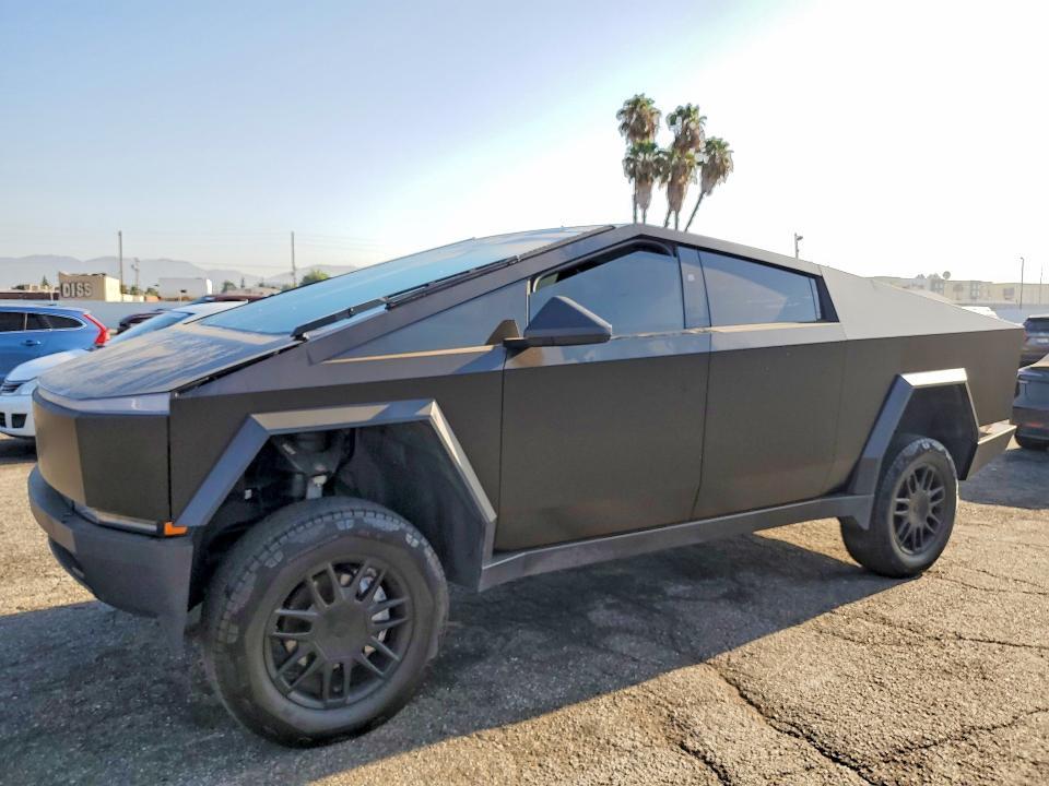 2024 Tesla Cybertruck
