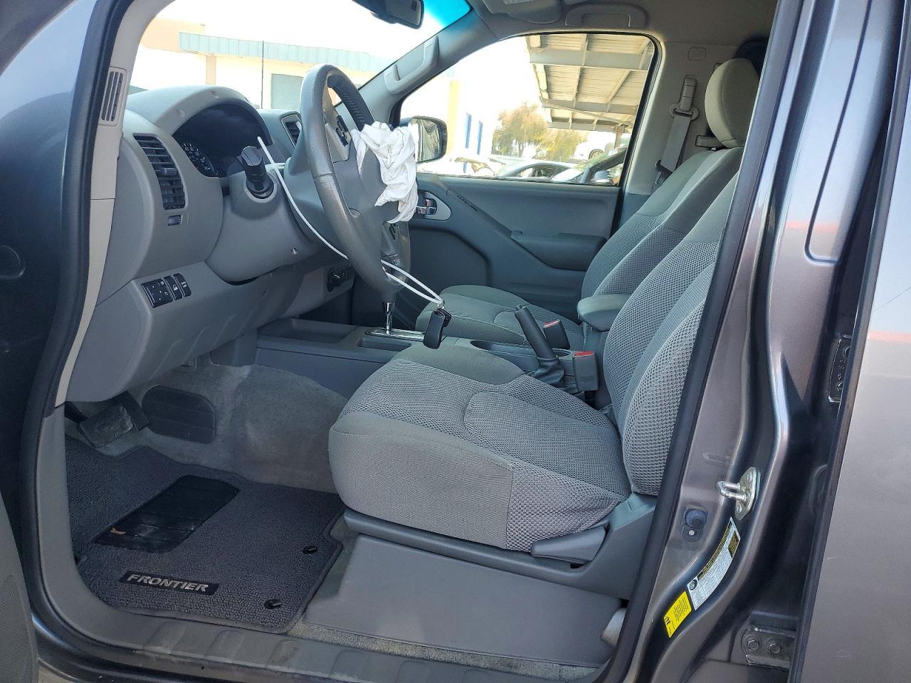 2018 Nissan Frontier SV