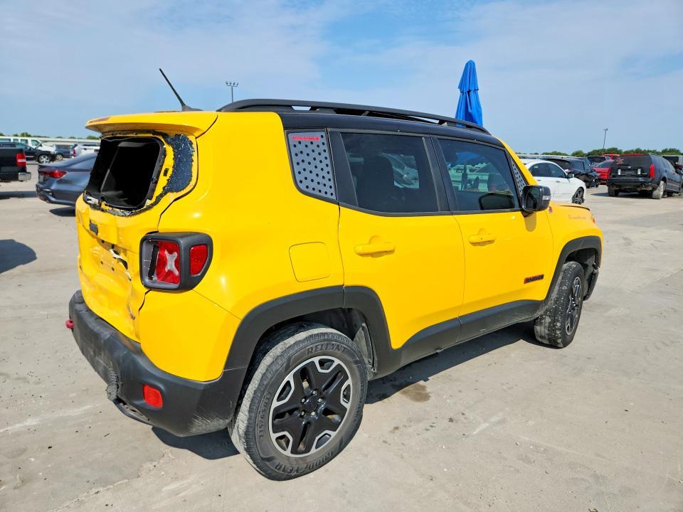 2016 Jeep Renegade Trailhawk