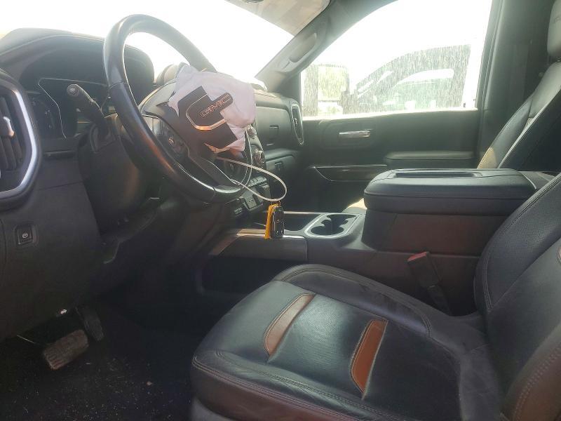 2021 GMC Sierra K2500 SLT