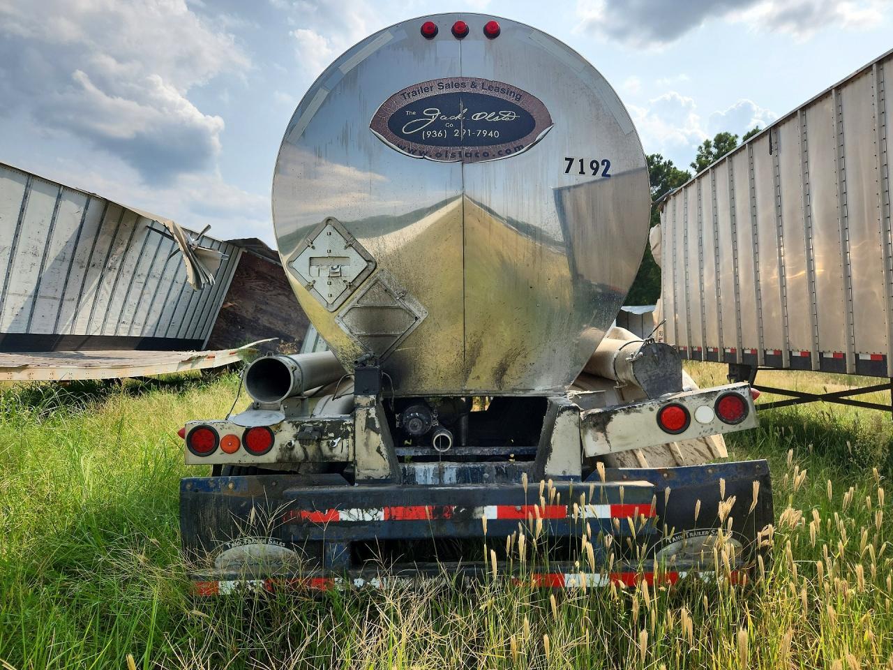 1998 Polar Tank Trailer