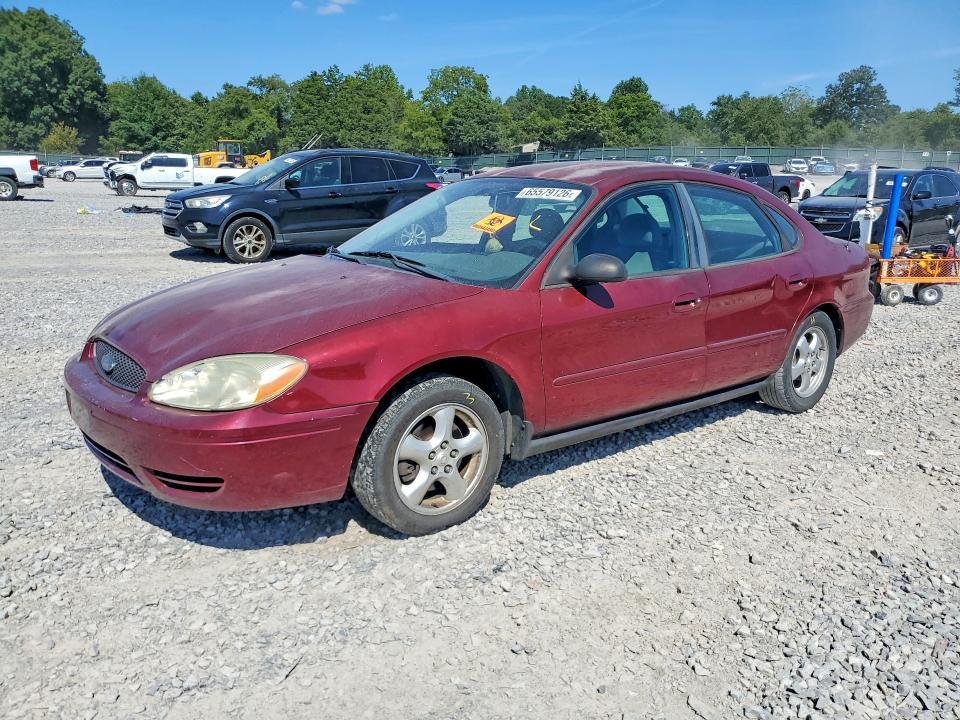 2005 Ford Taurus SE