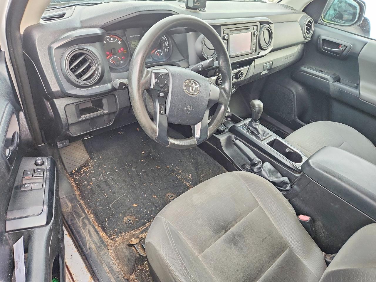 2016 Toyota Tacoma SR