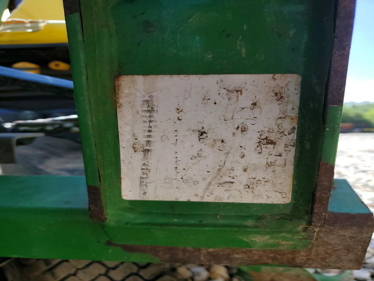 2004 John Deere E 4310 Tractor