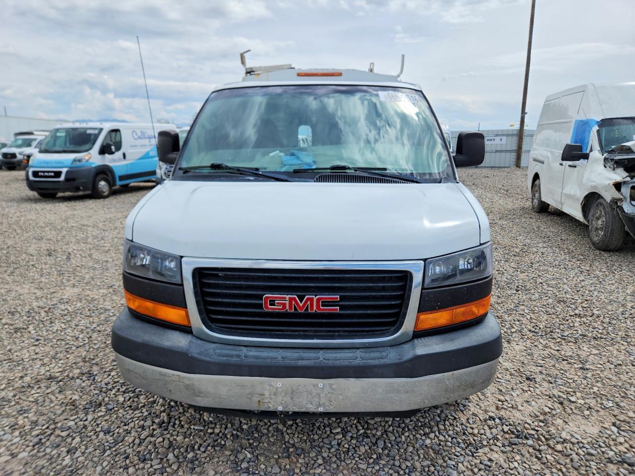 2007 GMC Savana Cutaway G3500