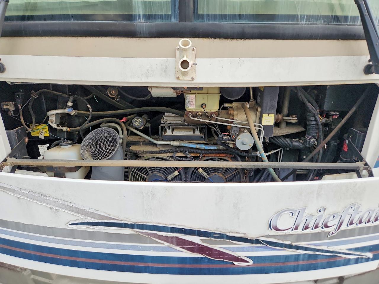 2003 Workhorse Custom Chassis Motorhome Chassis W22