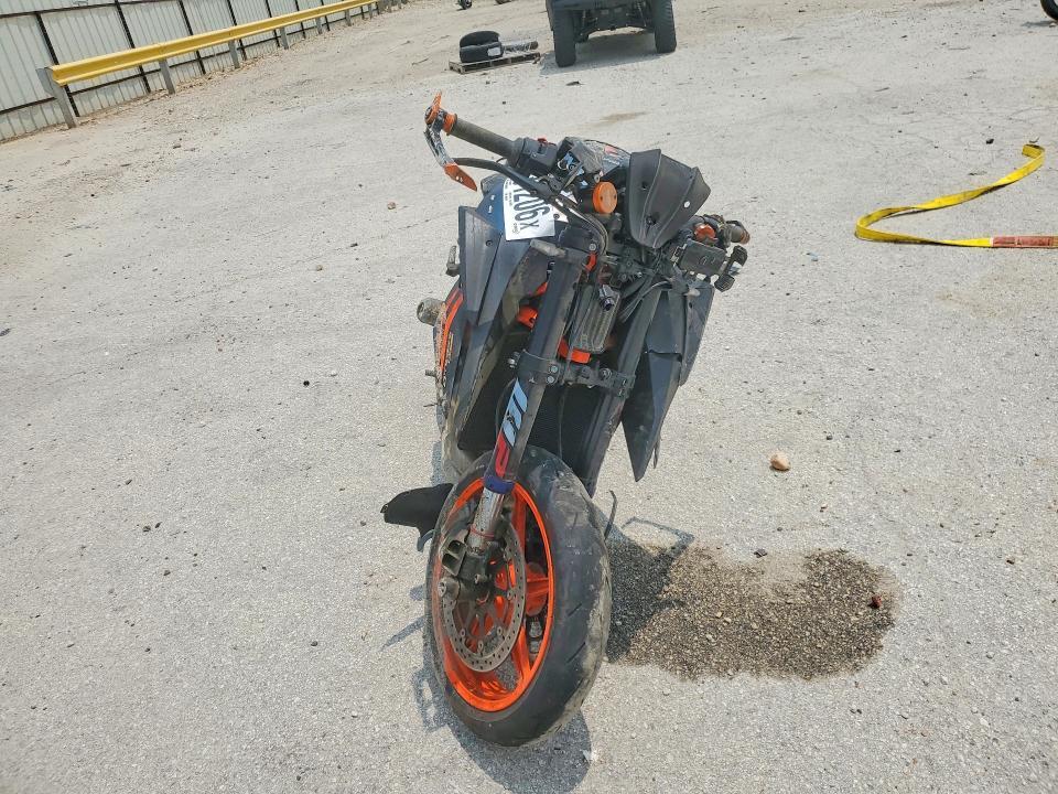 2022 KTM 1290 Super Duke R