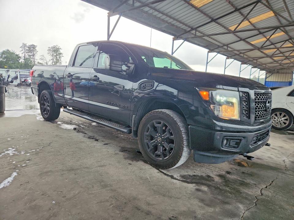 2019 Nissan Titan XD SL