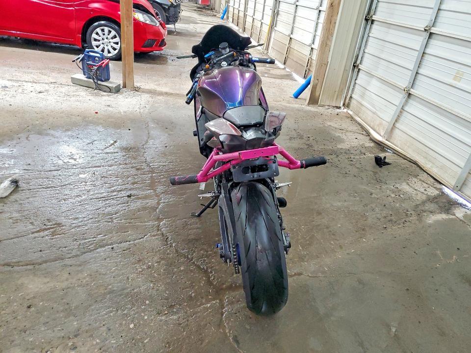 2024 Yamaha YZFR7