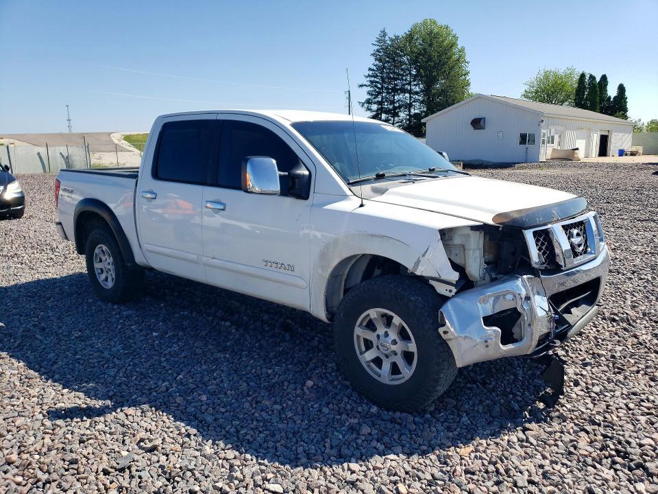 2004 Nissan Titan XE
