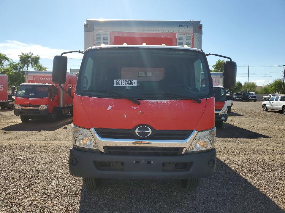 2018 Hino 195 BOX Truck