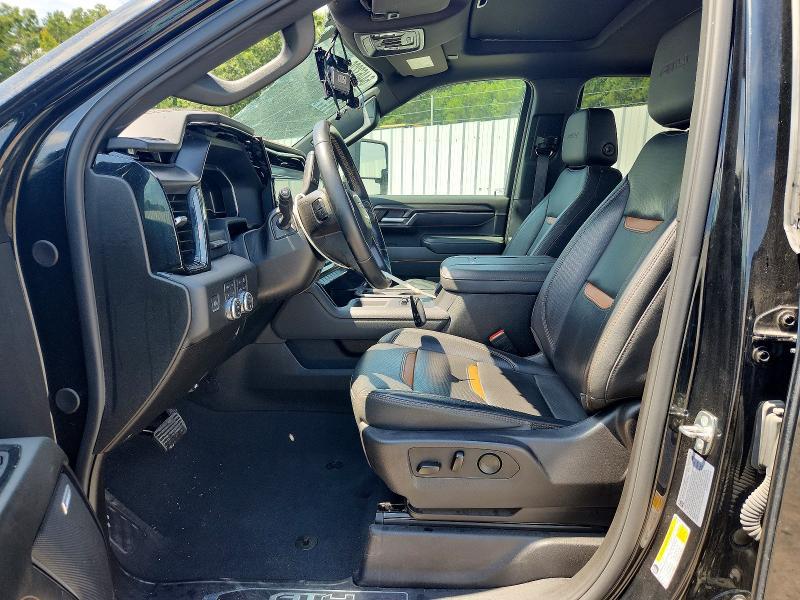 2024 GMC Sierra K2500 AT4