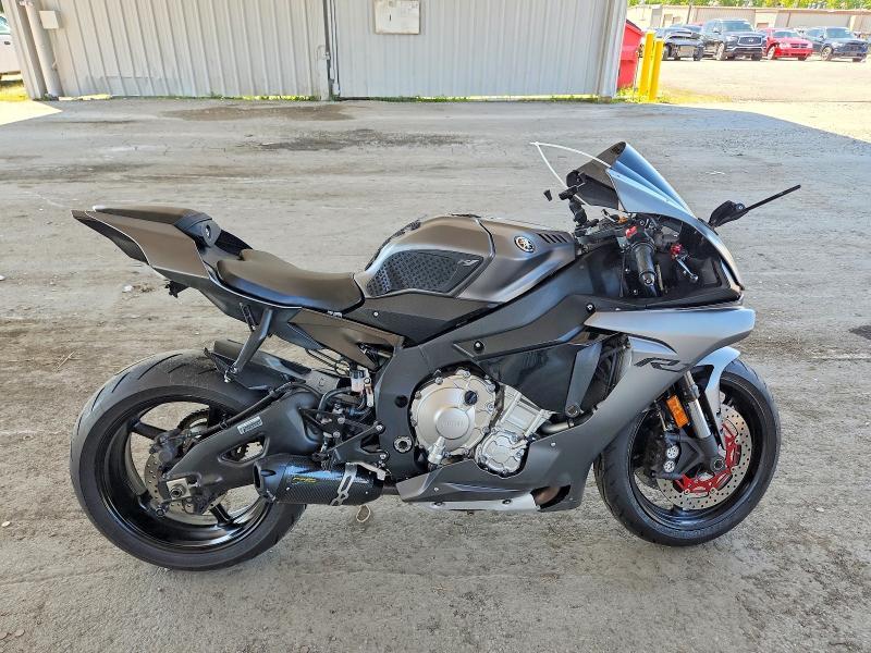 2016 Yamaha YZFR1S