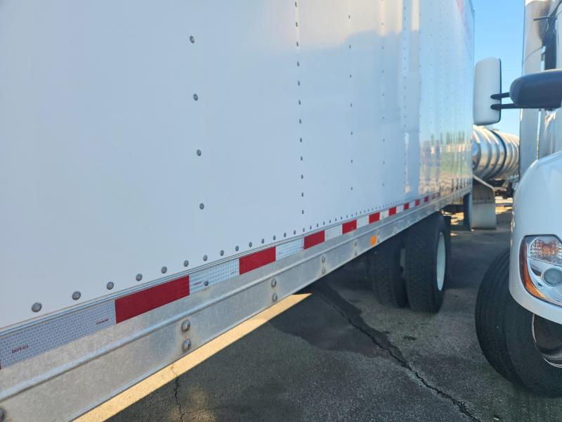2017 Ford F650 BOX Truck