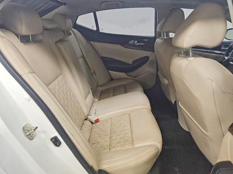 2016 Nissan Maxima Platinum