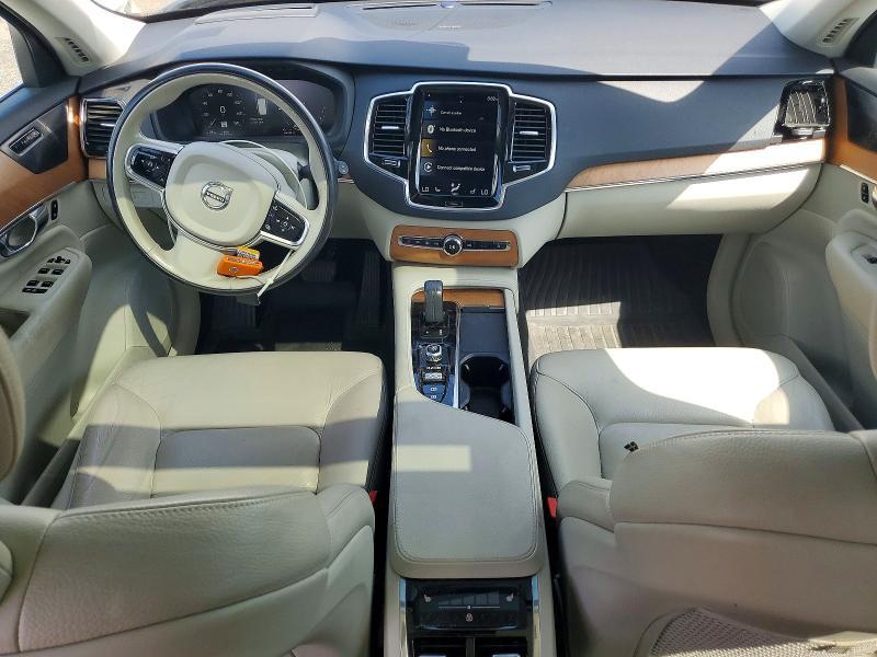 2021 Volvo Xc90 T8 Recharge Momentum