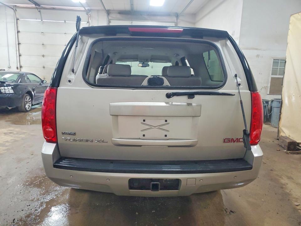 2009 GMC Yukon xl K1500 slt