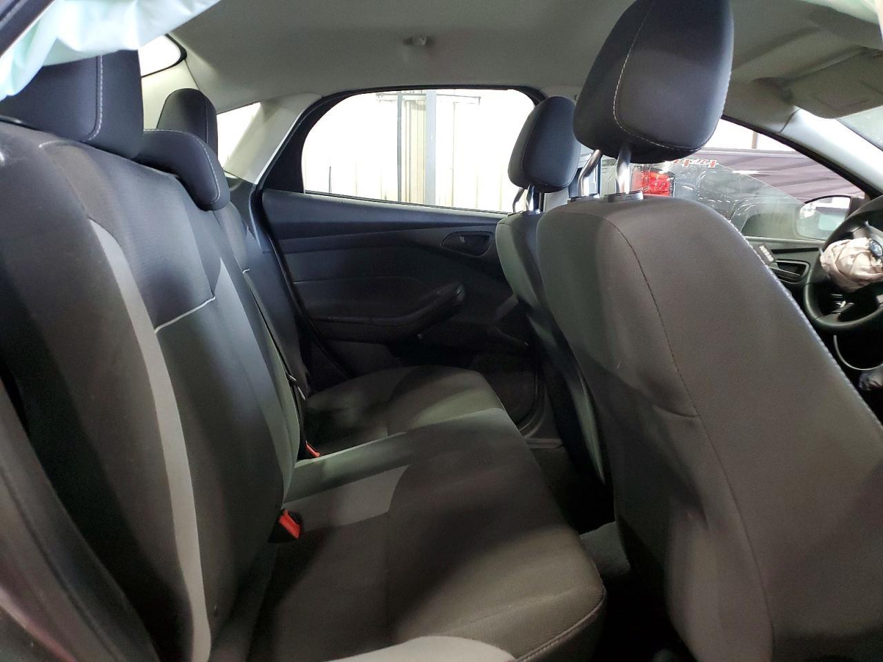2013 Ford Focus s