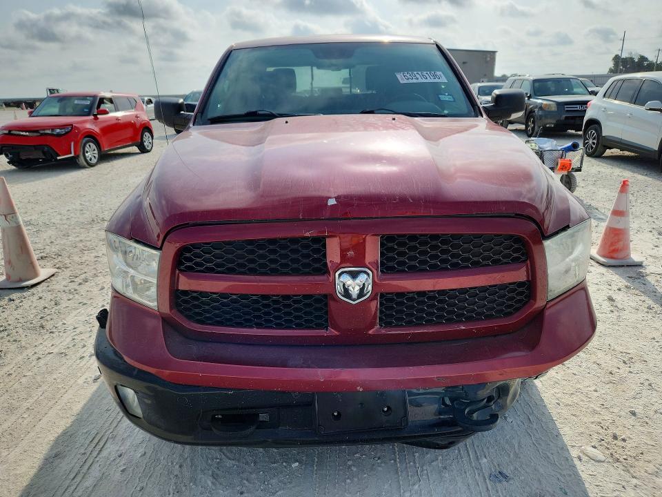 2015 Dodge RAM 1500 SLT