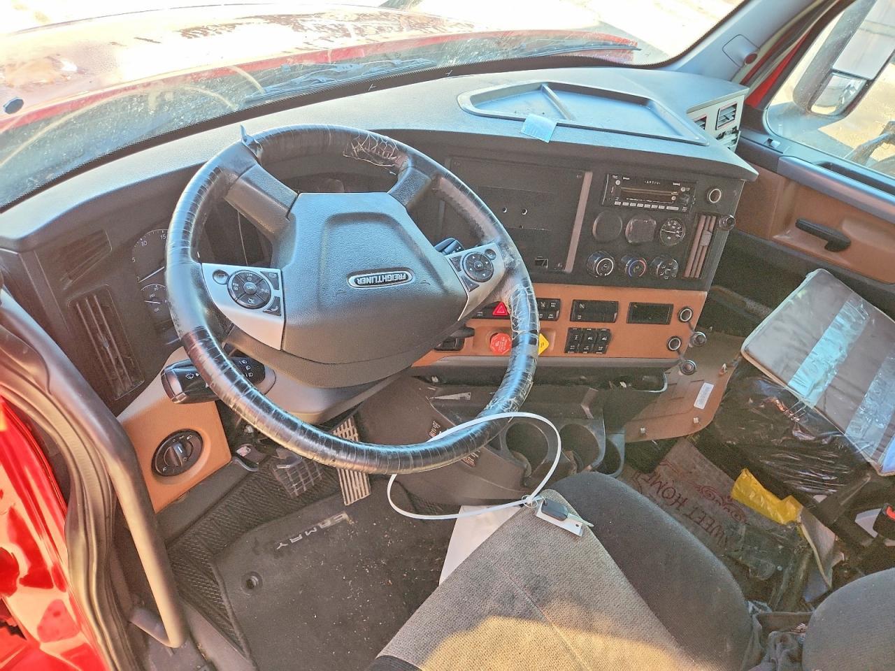 2020 Freightliner Cascadia 126 Semi Truck