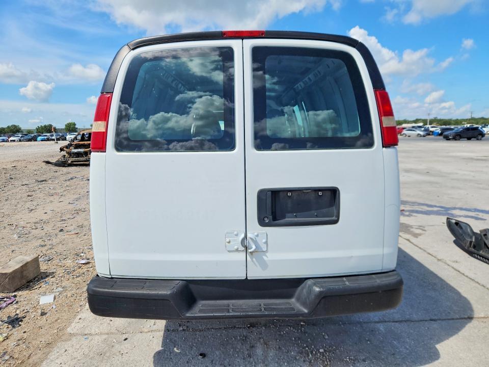 2009 Chevrolet Express 2500 Delivery Van