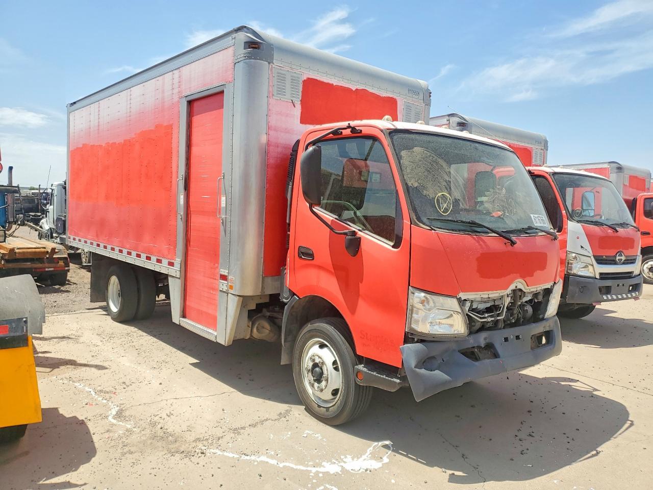 2018 Hino 195-BOX Truck