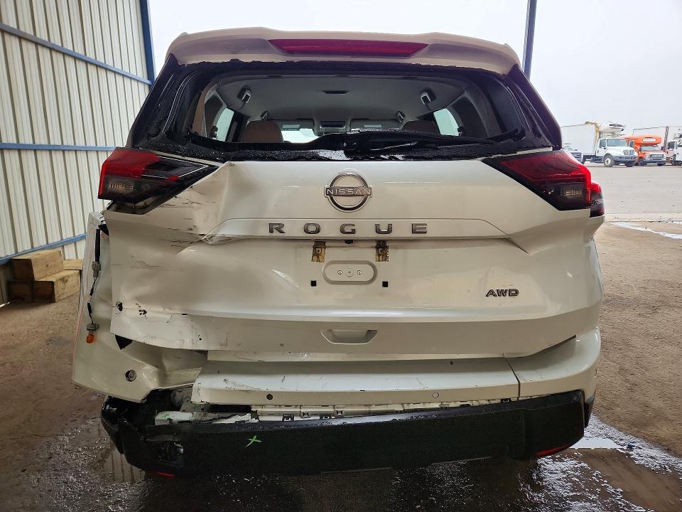 2025 Nissan Rogue sv
