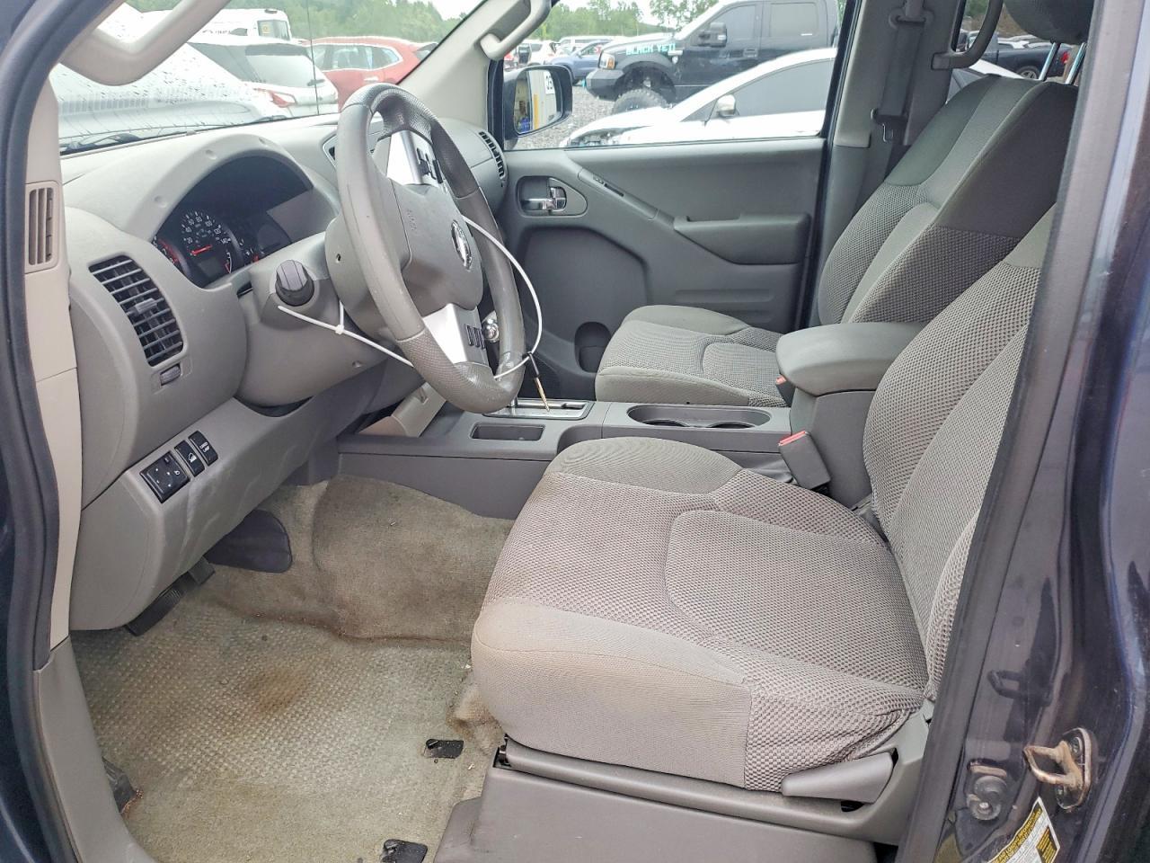 2016 Nissan Frontier S