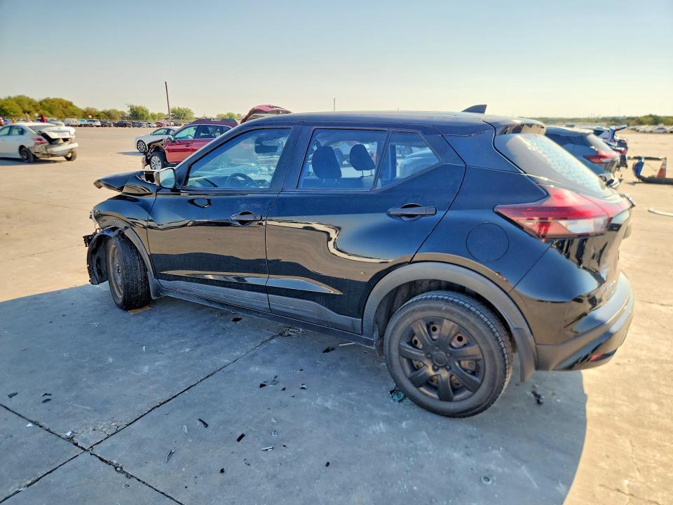 2021 Nissan Kicks S