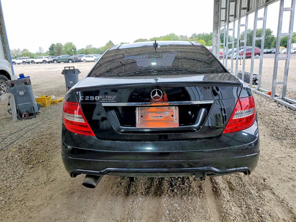 2015 Mercedes-Benz C 250