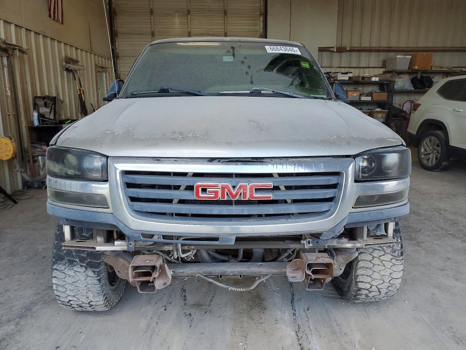 2003 GMC Sierra C2500 Heavy Duty