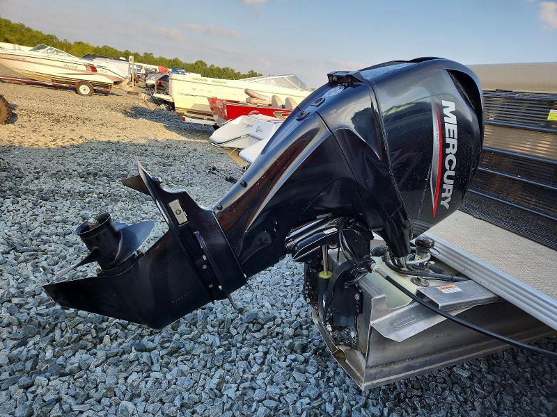 2022 Crestliner Boat