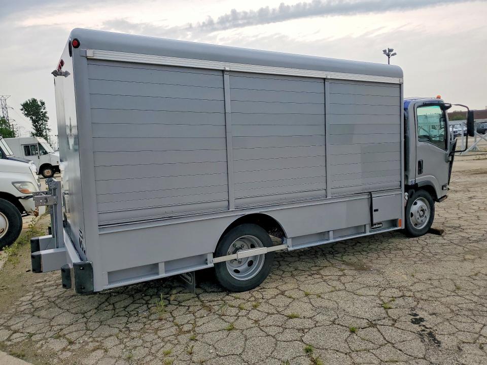 2024 Isuzu NRR-BOX Truck