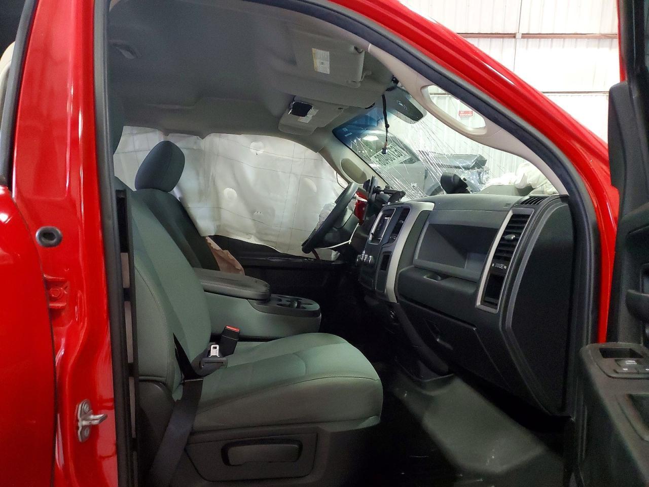 2015 Dodge RAM 1500 ST