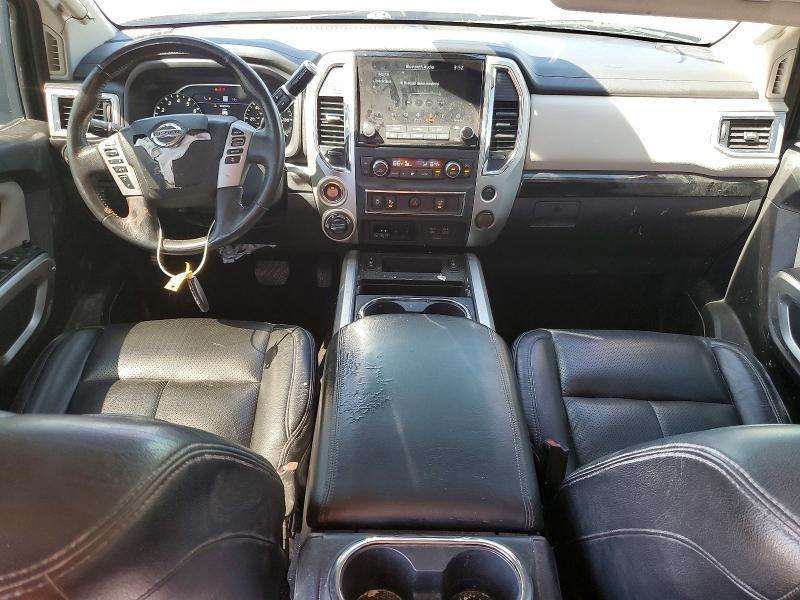 2020 Nissan Titan SV