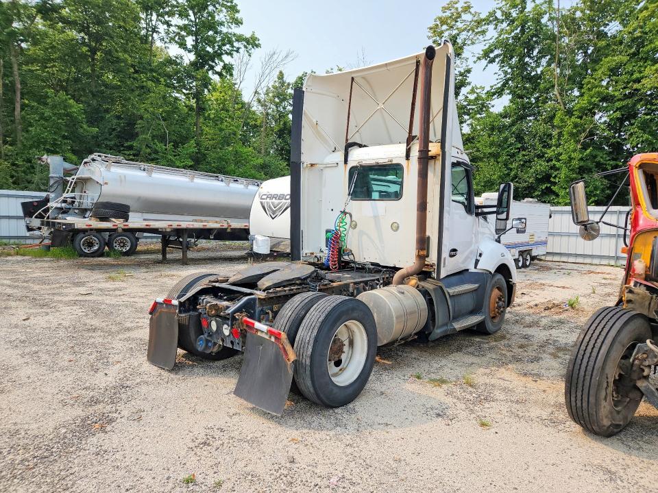 2016 Kenworth Construction T680
