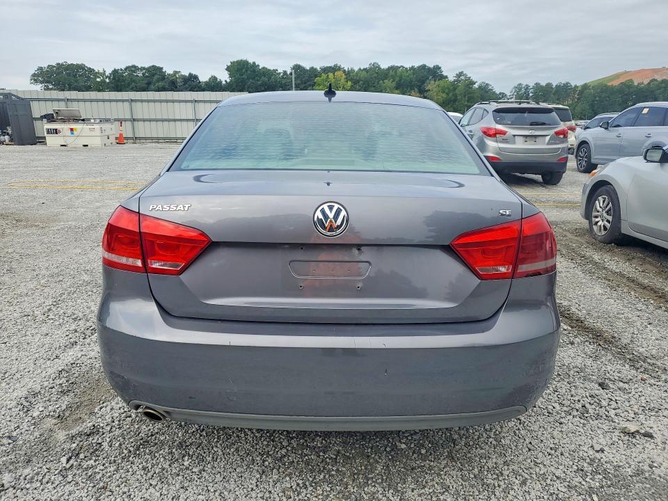 2012 Volkswagen Passat se
