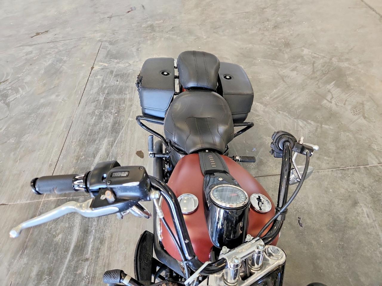 2018 Harley-Davidson Flhcs Heritage Classic 114