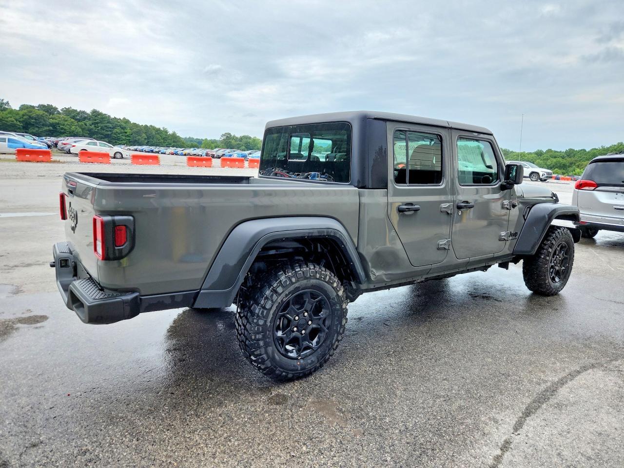 2023 Jeep Gladiator Sport