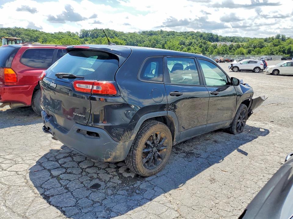 2015 Jeep Cherokee Sport