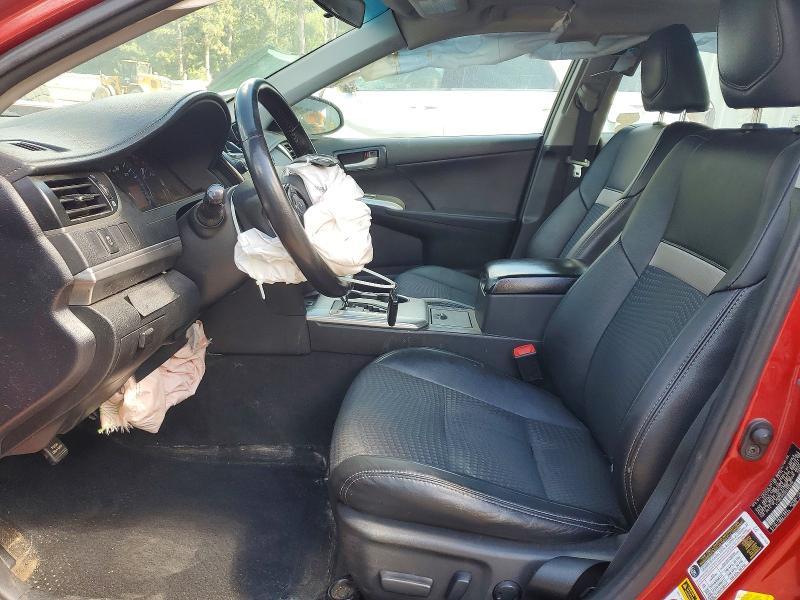 2014 Toyota Camry Hybrid se
